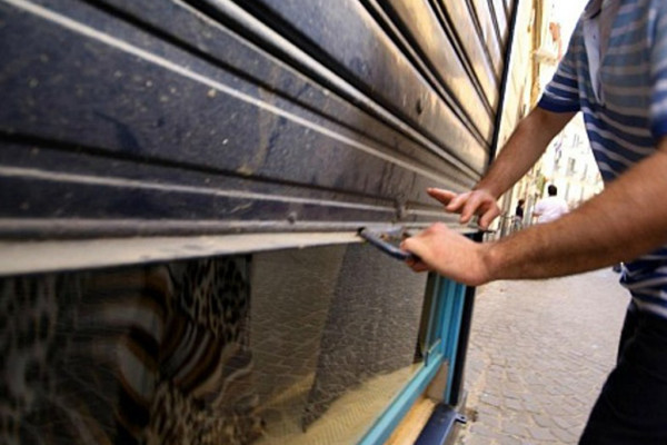 Riparazione cler negozi e box a Milano e provincia